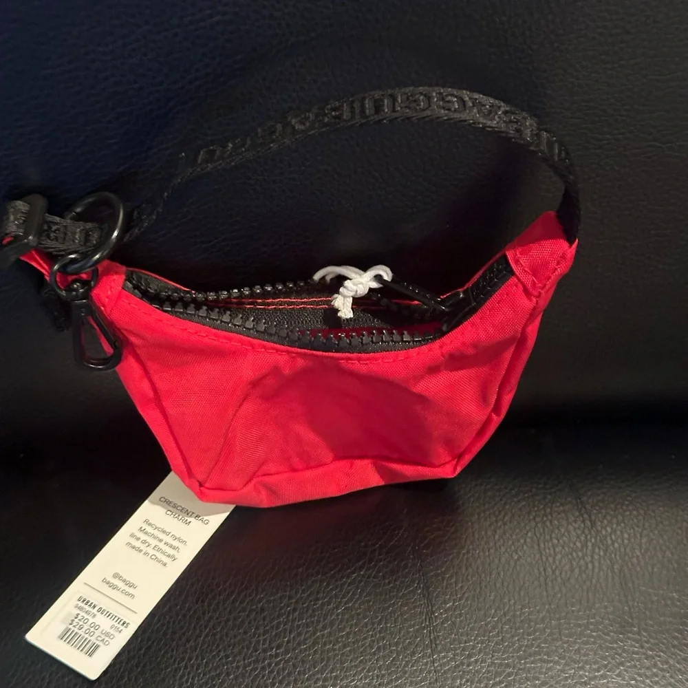 NWT, set of 2 BAGGU Mini Crescent Bag Charms / Candy Red - Picture 11 of 16
